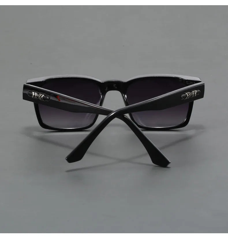 Luxury Sunglasses with Modern Square Frame